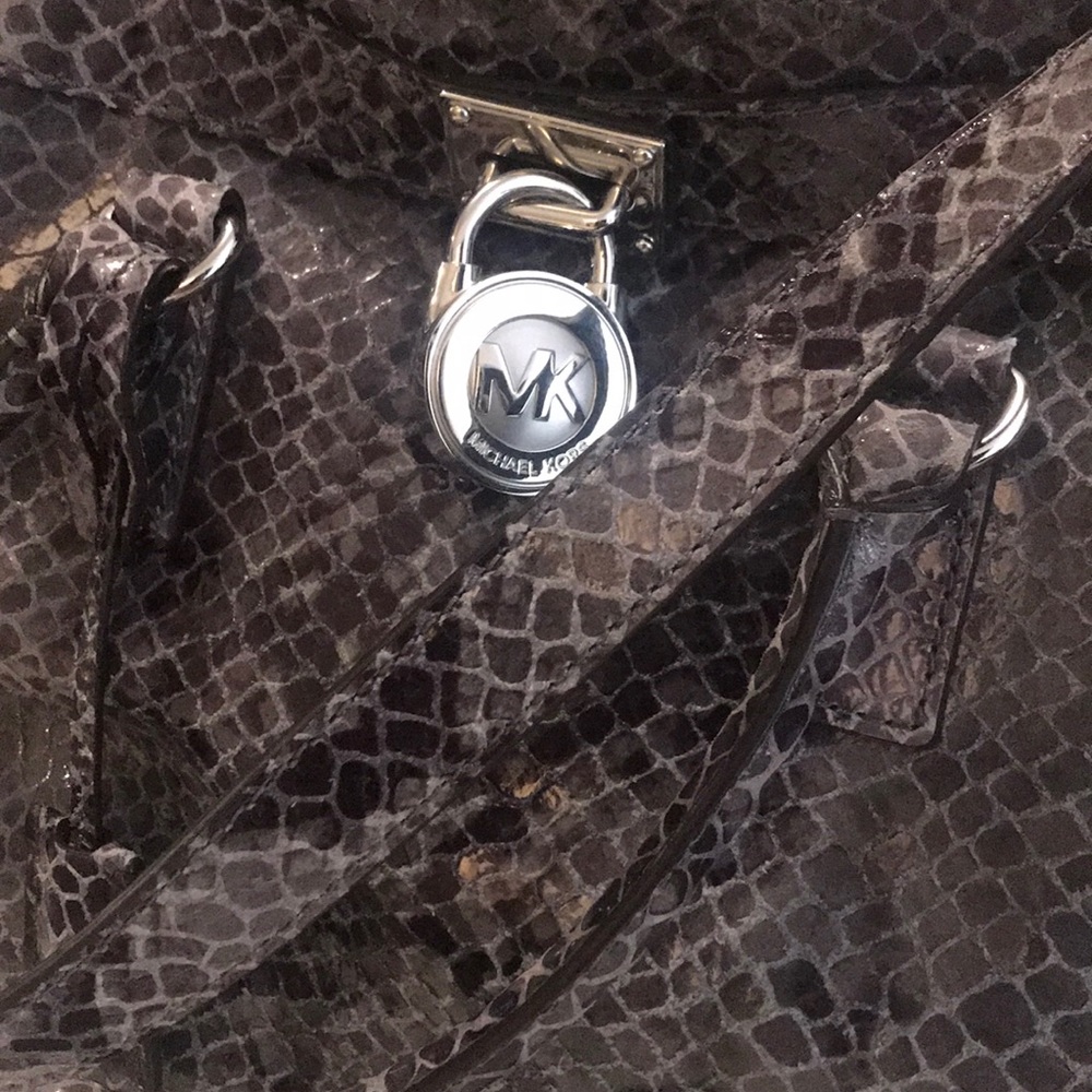 Handbag - Picture 2 of 7